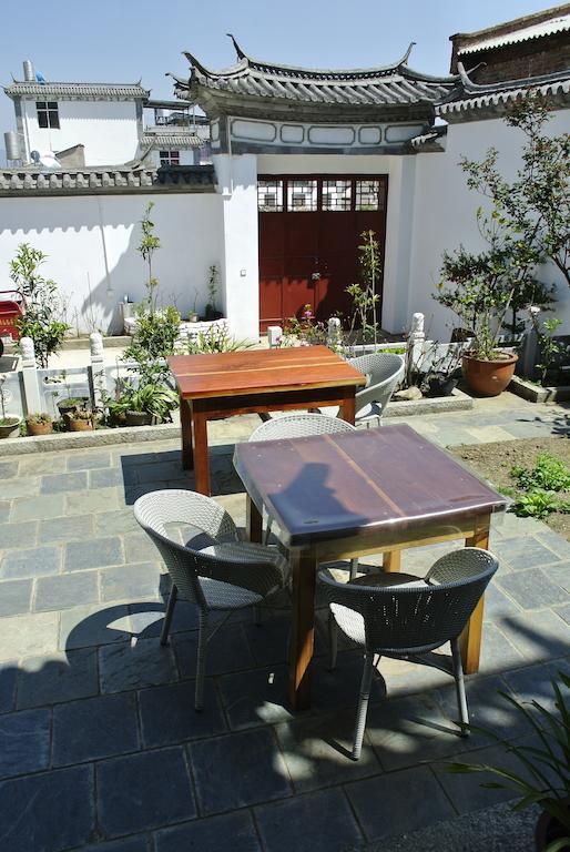 Hidden Garden Dali Bed & Breakfast Dali  Bagian luar foto